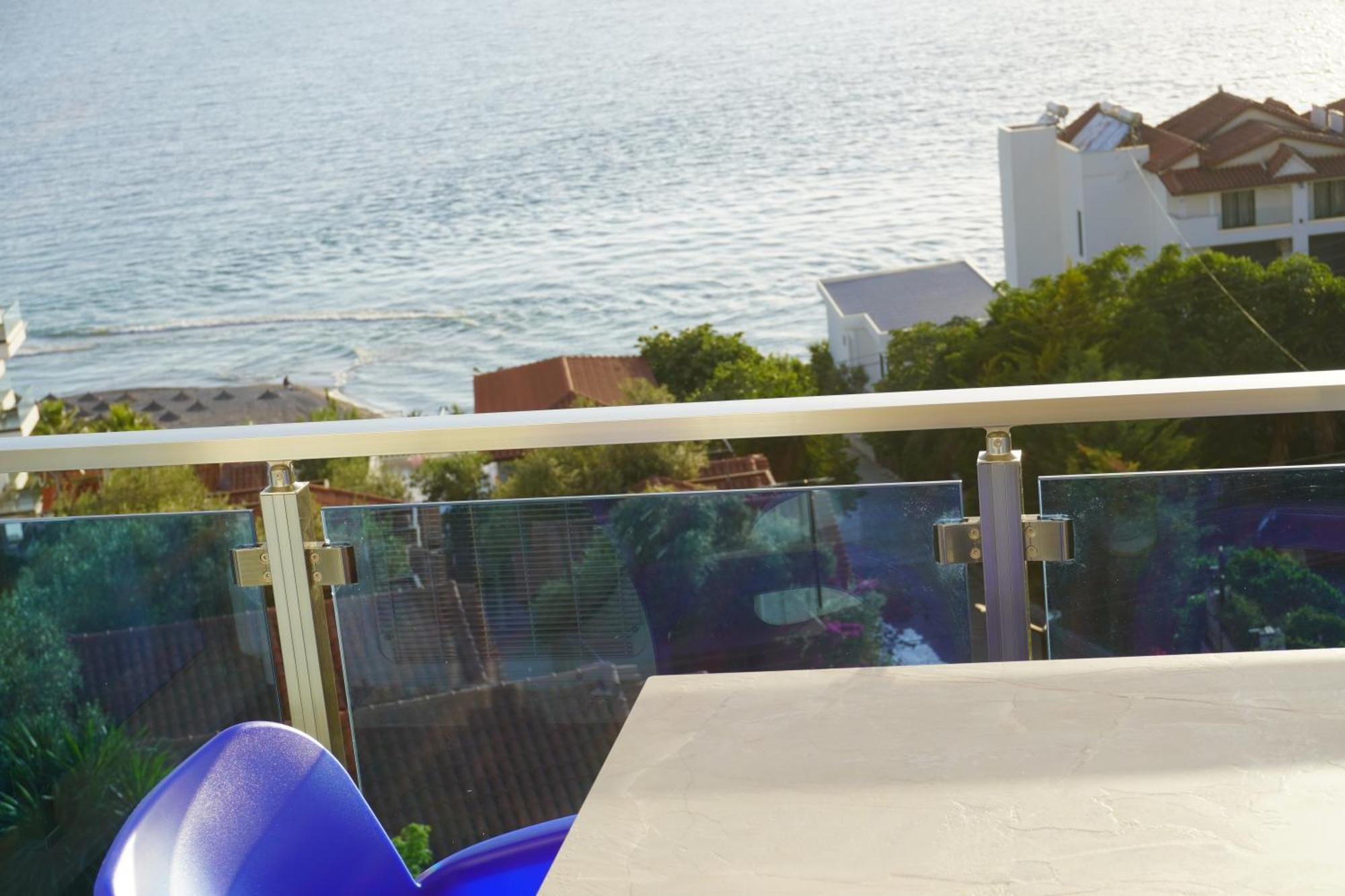Hotel Agel Sarandë Esterno foto
