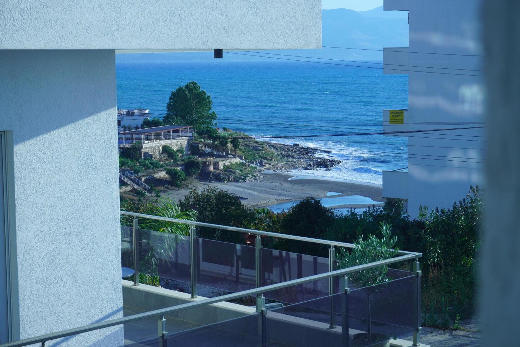 Hotel Agel Sarandë Esterno foto