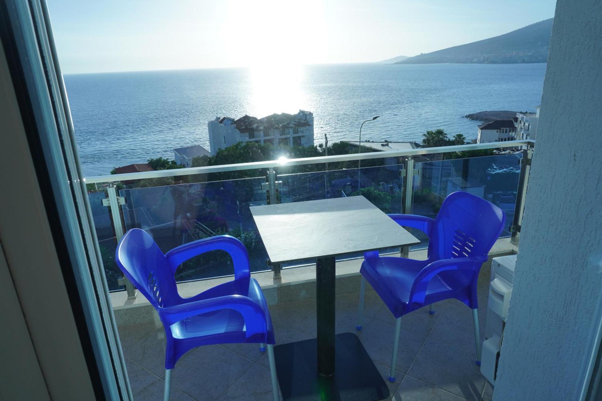 Hotel Agel Sarandë Esterno foto